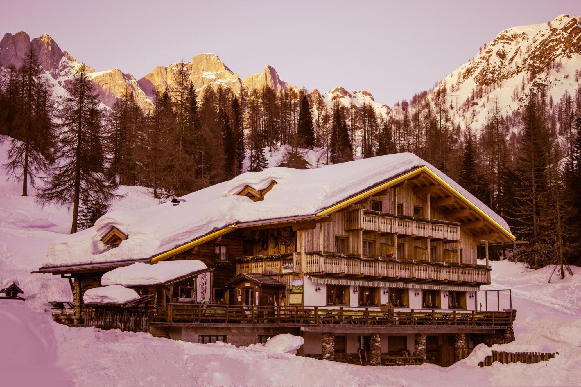 Hotel Rifugio Flora Alpina Passo San Pellegrino Exterior foto